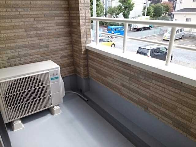 ��ʌ��������܎s��������u�P���ڂ̃A�p�[�g�̃o���R�j�[