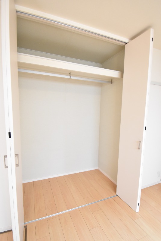 ��ʌ�����s���؂R���ڂ̃}���V�����̎��[