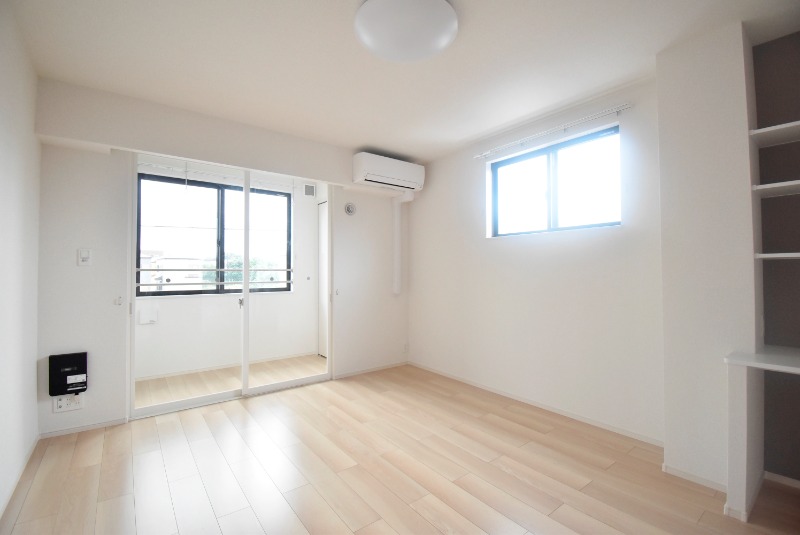 ��ʌ��������܎s����厚�w��̃A�p�[�g�̋��ԁE���r���O