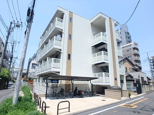 ��ʌ��������܎s��{��y�蒬�P���ڂ̃}���V�����̌����O��