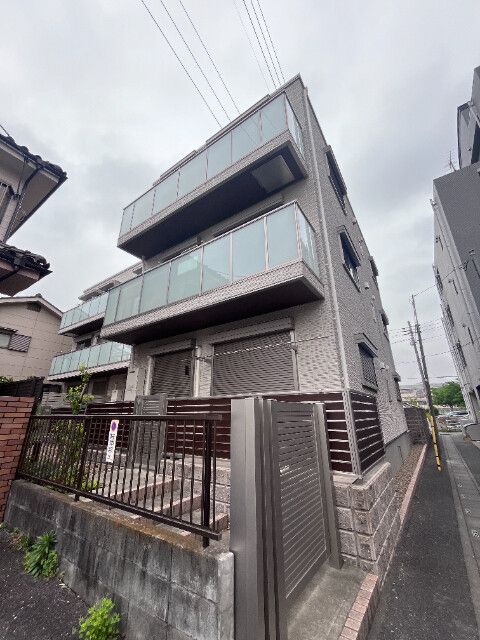 ��ʌ��������܎s��{����ؒ��S���ڂ̃}���V�����̌����O��