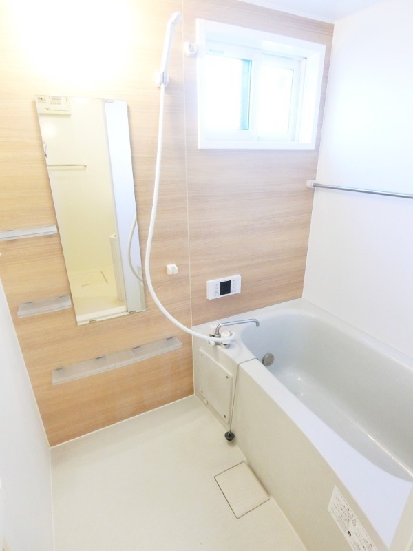 ��ʌ��������܎s�k��y�C���P���ڂ̃A�p�[�g�̃o�X