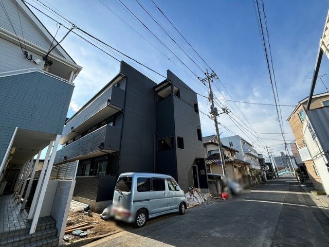 ��ʌ�����s��؂Q���ڂ̃A�p�[�g�̌����O��