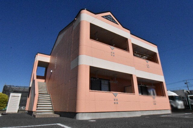 ��ʌ��k�����S�ɓޒ������j�U���ڂ̃A�p�[�g�̌����O��