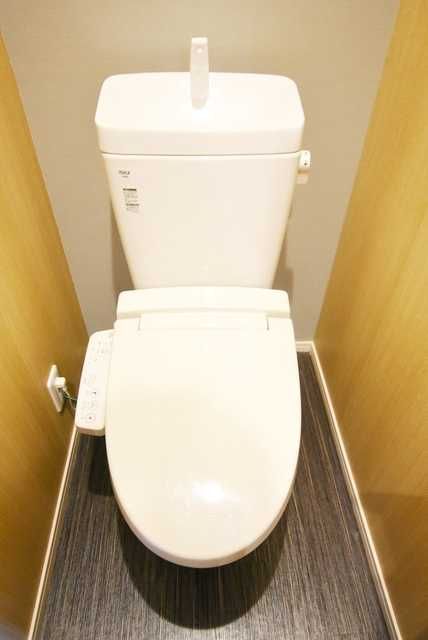 ��ʌ��@�c�s�@�c�P���ڂ̃A�p�[�g�̃g�C��