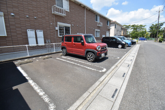 ��ʌ��k�����S�ɓޒ��h�S���ڂ̃A�p�[�g�̒��ԏ�