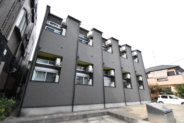 ��ʌ��������܎s�k��ޗǒ��̃A�p�[�g�̌����O��