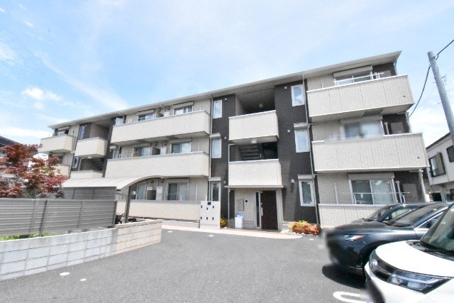 ��ʌ������s�ٓV�P���ڂ̃A�p�[�g�̌����O��