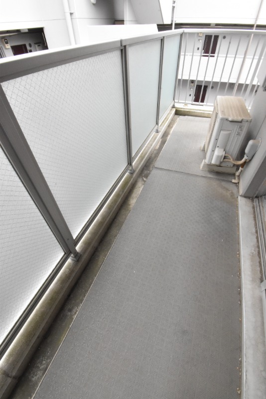 ��ʌ��z�J�s��z�J�S���ڂ̃}���V�����̃o���R�j�[