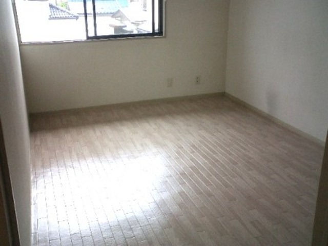 ��ʌ��������܎s����厚�w��̃A�p�[�g�̂��̑������E�X�y�[�X