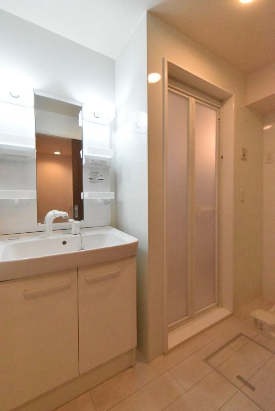 ��ʌ������s�ٓV�P���ڂ̃A�p�[�g�̐��ʏ�