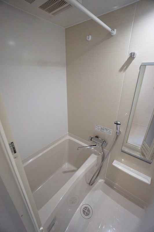 ��ʌ��������܎s������V�����P���ڂ̃}���V�����̃o�X