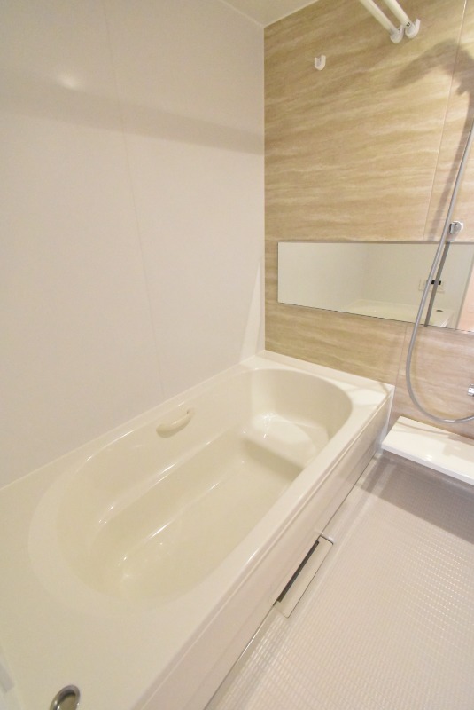 ��ʌ��z�J�s�{�{���R���ڂ̃}���V�����̃o�X