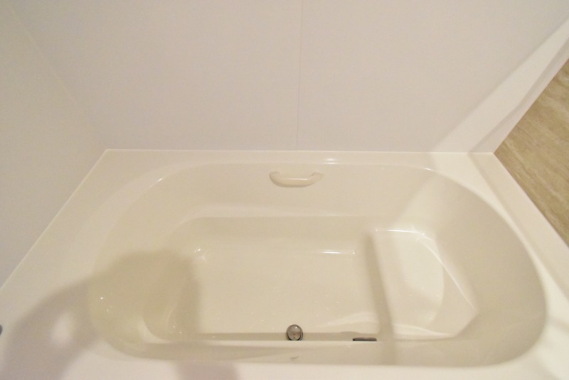 ��ʌ��z�J�s�{�{���R���ڂ̃}���V�����̃o�X