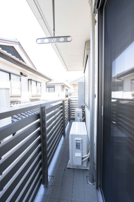 ��ʌ��������܎s��{�擌���Q���ڂ̃}���V�����̃o���R�j�[