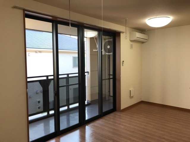 ��ʌ��������܎s��΋擌��΂R���ڂ̃}���V�����̂��̑������E�X�y�[�X