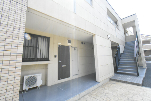 ��ʌ��������܎s��΋擌��΂R���ڂ̃}���V�����̃G���g�����X