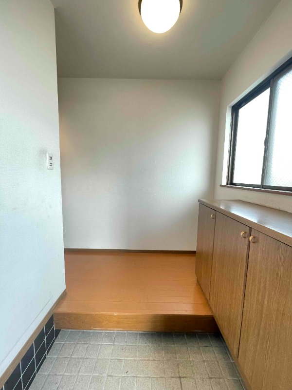 ��ʌ��������܎s�΋摾�c�E�P���ڂ̃}���V�����̌���