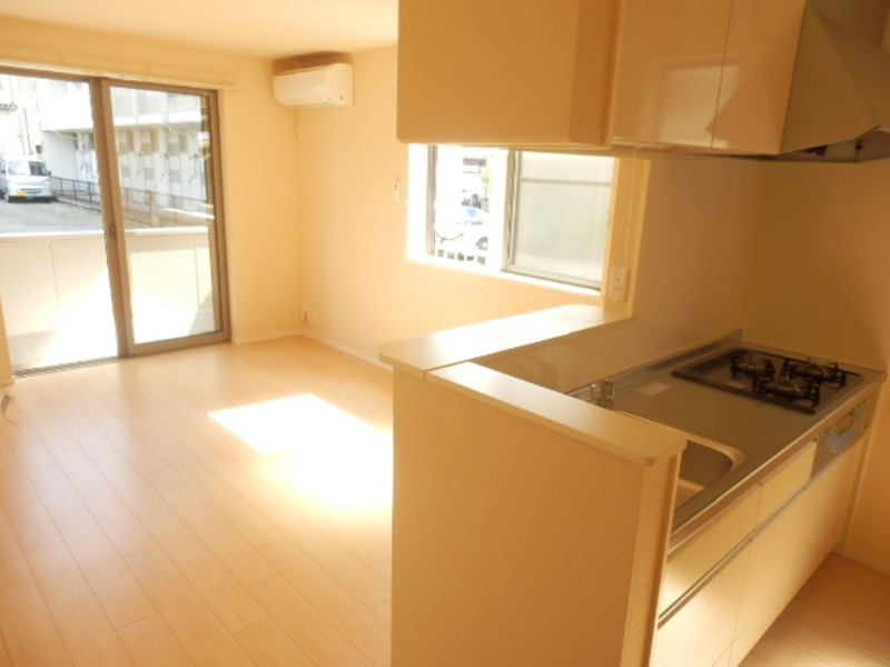 ��ʌ��������܎s����h�a�P���ڂ̃}���V�����̋����E���r���O