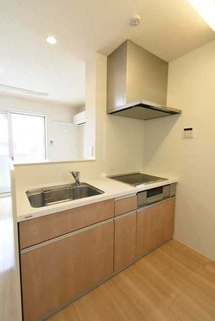 ��ʌ��������܎s�k��y�C���P���ڂ̃A�p�[�g�̃L�b�`��