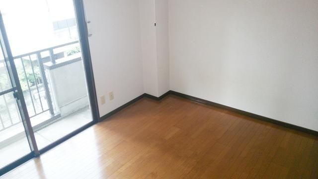 ��ʌ��������܎s��{�撇���R���ڂ̃}���V�����̂��̑������E�X�y�[�X