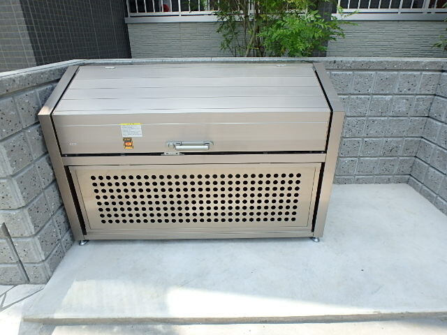 ��ʌ��������܎s�k��y�C���P���ڂ̃A�p�[�g�̂��̑�