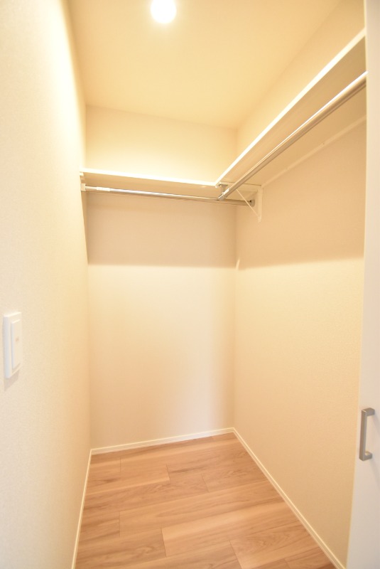 ��ʌ��������܎s�΋擌�Y�a�S���ڂ̃}���V�����̎��[