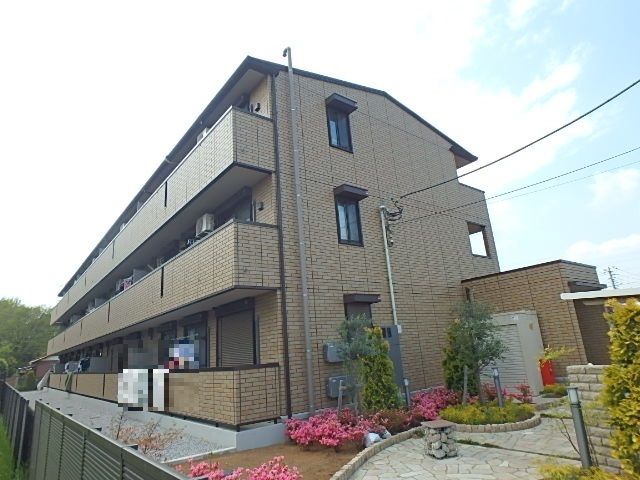 ��ʌ��������܎s�������a�c���P����1517�̃A�p�[�g�̌����O��