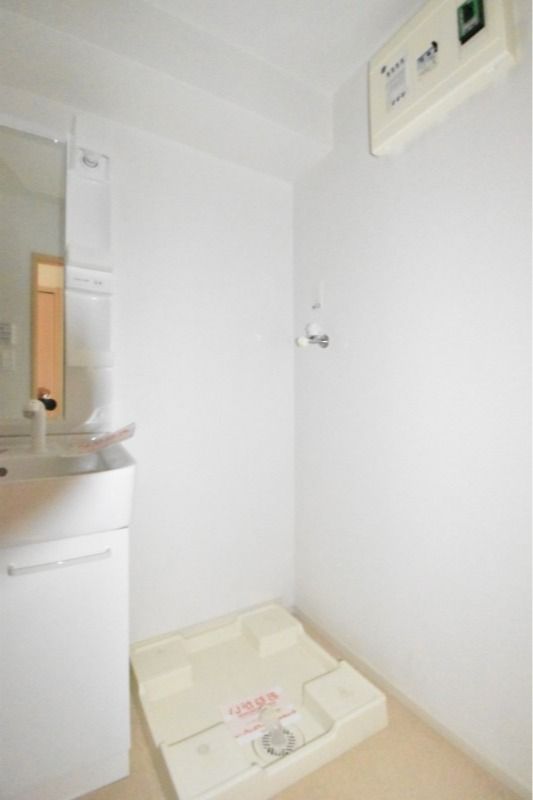 ��ʌ�����s�≺���R���ڂ̃A�p�[�g�̂��̑�