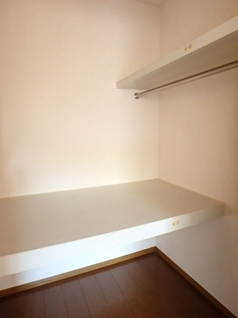 ��ʌ��������܎s��{��O���P���ڂ̃A�p�[�g�̎��[