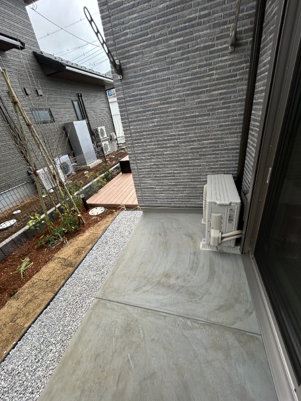 ��ʌ��������܎s�����攪���q�Q���ڂ̃A�p�[�g�̃o���R�j�[