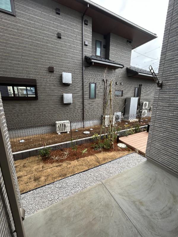 ��ʌ��������܎s�����攪���q�Q���ڂ̃A�p�[�g�̃o���R�j�[