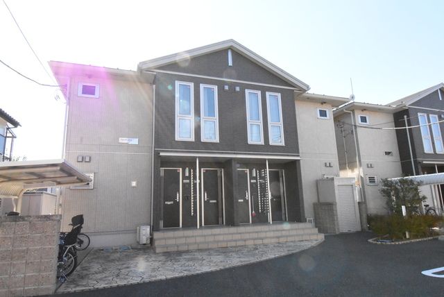 ��ʌ��������܎s����O���U����1762-1�̃A�p�[�g�̌����O��