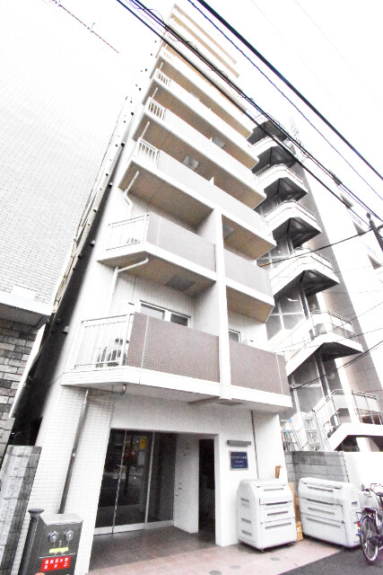 ��ʌ��������܎s��{��{���R���ڂ̃}���V�����̌����O��