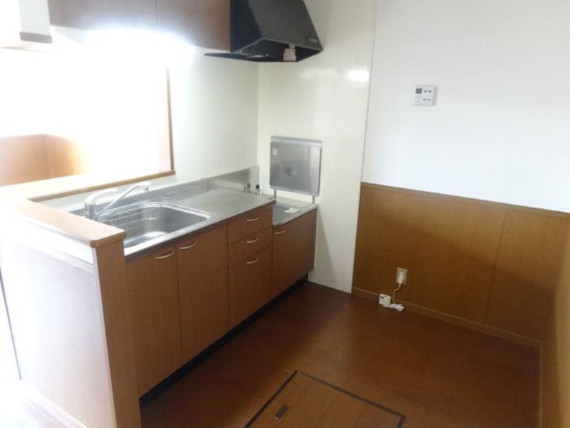 ��ʌ��������܎s��{��O���P���ڂ̃A�p�[�g�̃L�b�`��