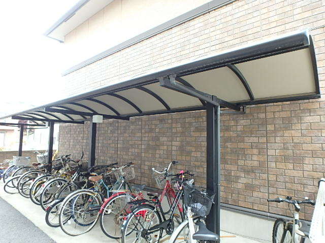 ��ʌ��������܎s��{��O���P���ڂ̃A�p�[�g�̂��̑�