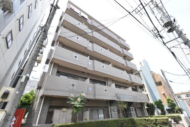 ��ʌ��������܎s��{�撇���R���ڂ̃}���V�����̌����O��