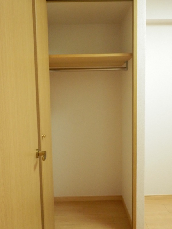 ��ʌ��������܎s��{�撇���R���ڂ̃}���V�����̎��[