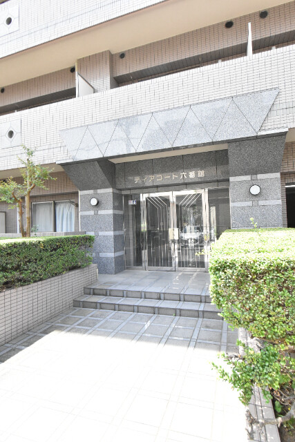 ��ʌ��������܎s��{�撇���R���ڂ̃}���V�����̃G���g�����X