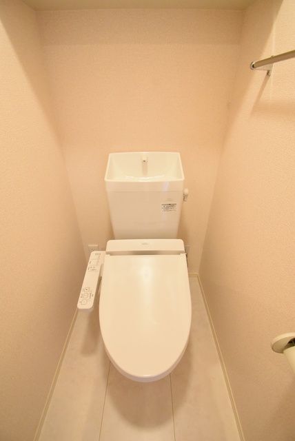 ��ʌ��������܎s���搼��{�P���ڂ̃A�p�[�g�̃g�C��