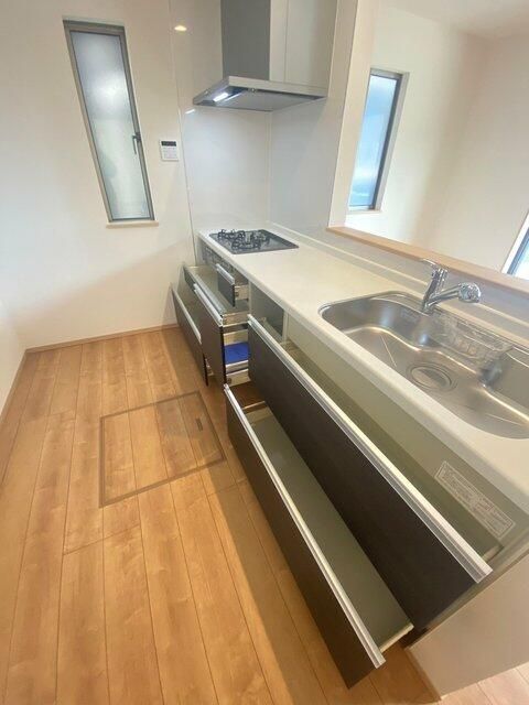 ��ʌ��������܎s��΋���؂P���ڂ̈�ˌ��ẴL�b�`��