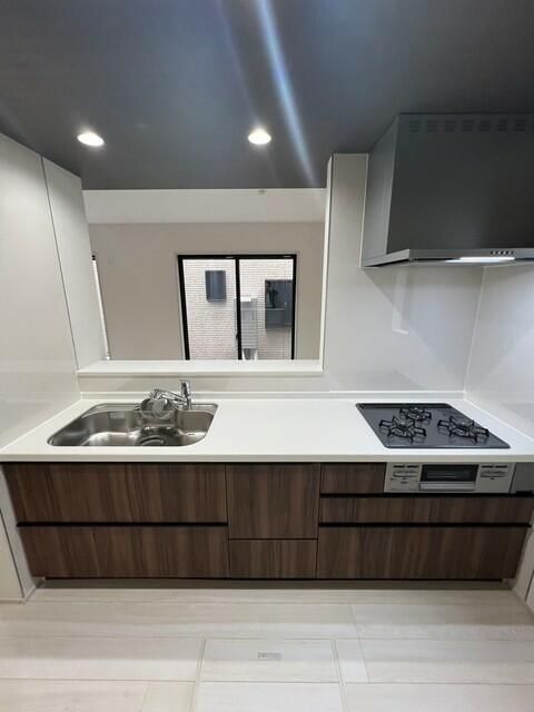 ��ʌ�����s�����R���ڂ̈�ˌ��ẴL�b�`��