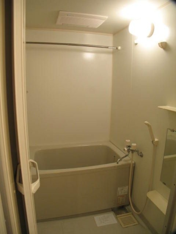 ��ʌ��k�����S�ɓޒ��w���S���ڂ̃}���V�����̃o�X