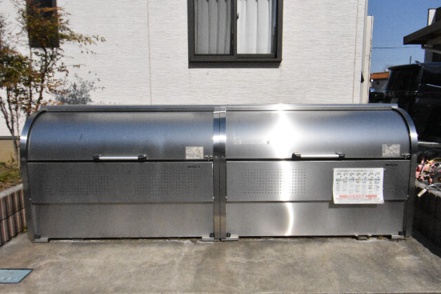 ��ʌ��@�c�s���m�؂S���ڂ̃e���X�n�E�X�̂��̑�