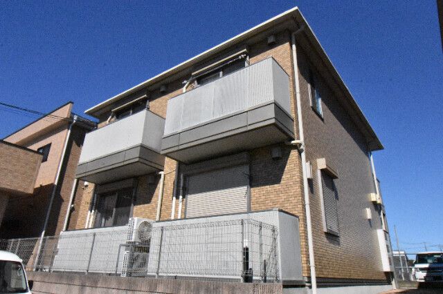 ��ʌ��k�����S�ɓޒ������T����332�̃A�p�[�g�̌����O��