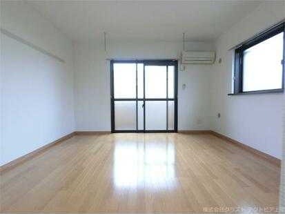 ��ʌ��k�����S�ɓޒ����R���ڂ̃}���V�����̂��̑������E�X�y�[�X