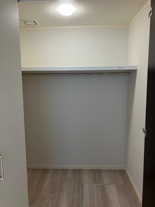 ��ʌ��������܎s��摾�c�E�Q���ڂ̃A�p�[�g�̎��[