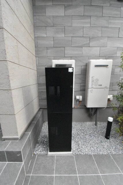 ��ʌ��������܎s��摾�c�E�Q���ڂ̃A�p�[�g�̂��̑�