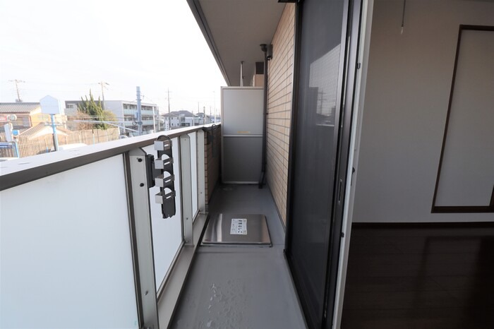 ��ʌ��z�J�s���C�N�^�E���T���ڂ̃A�p�[�g�̃o���R�j�[