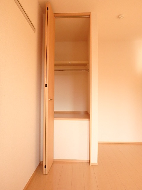 ��ʌ��������܎s�k��{�����̃A�p�[�g�̎��[